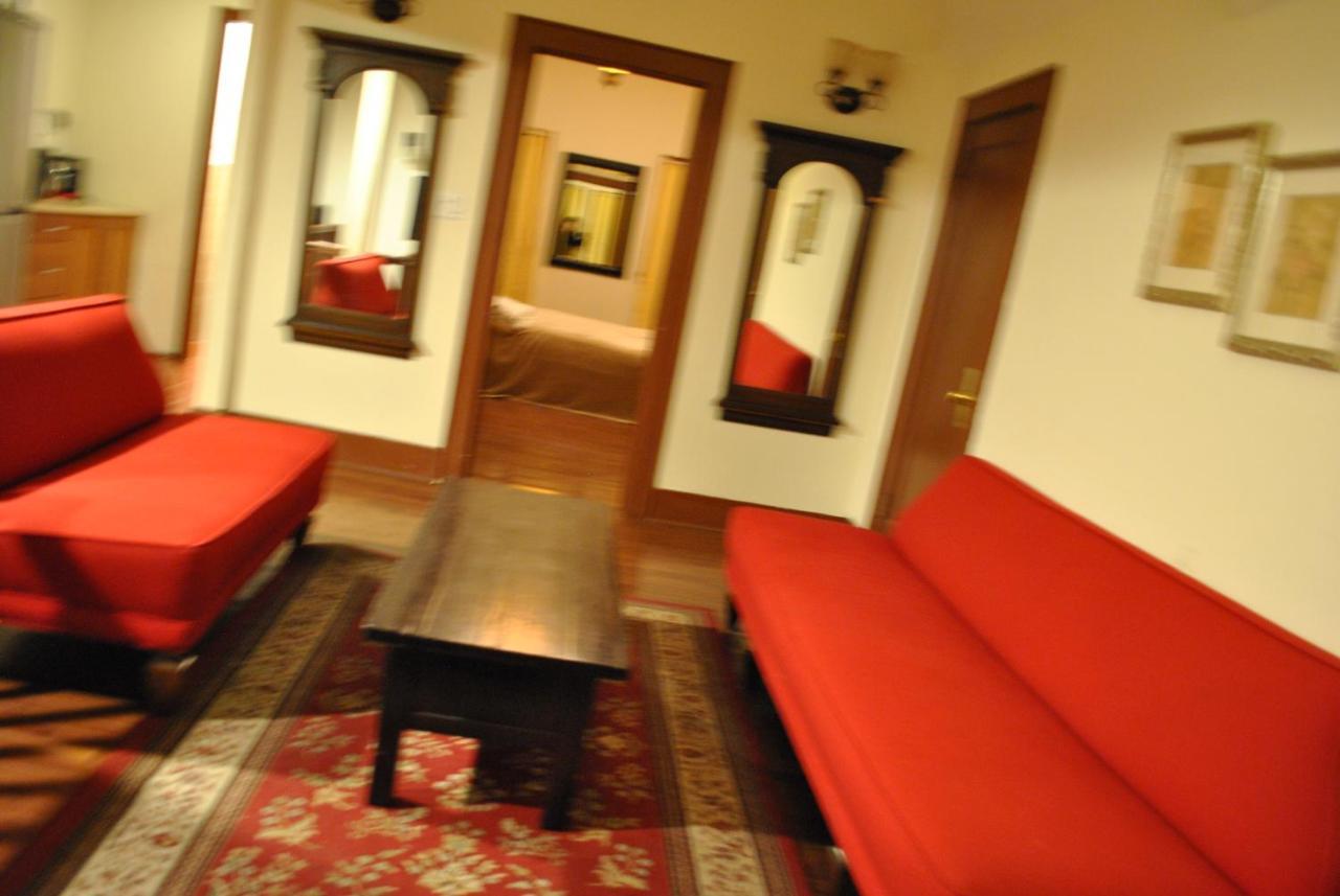 Ewr Airport Multilevel Guest House Room With 2-3 Beds Нюарк Екстериор снимка