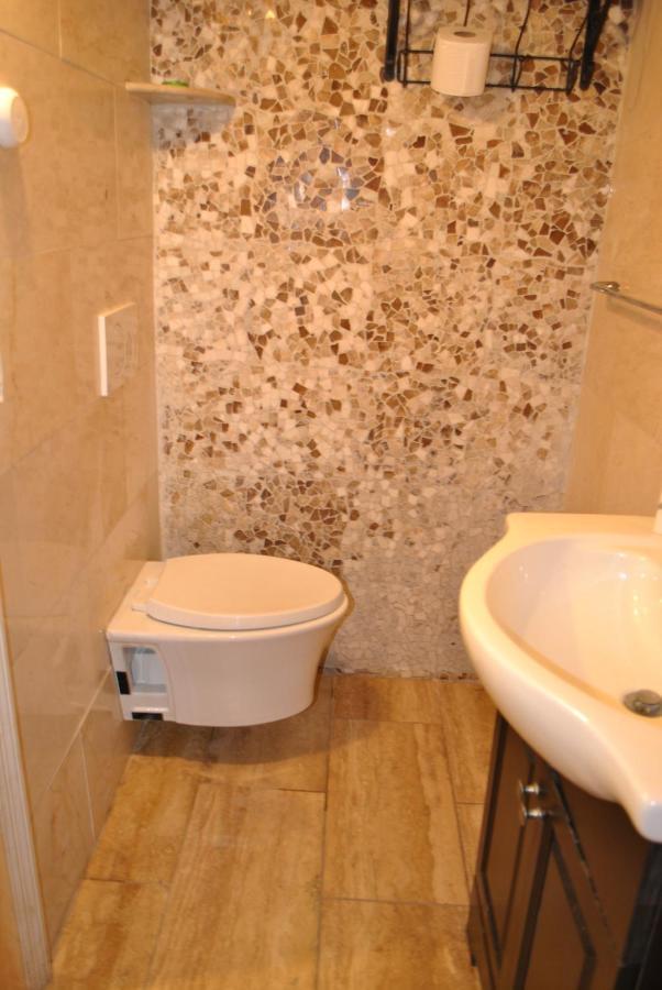 Ewr Airport Multilevel Guest House Room With 2-3 Beds Нюарк Екстериор снимка