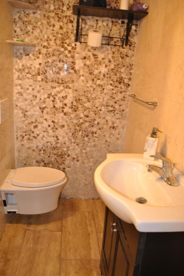 Ewr Airport Multilevel Guest House Room With 2-3 Beds Нюарк Екстериор снимка