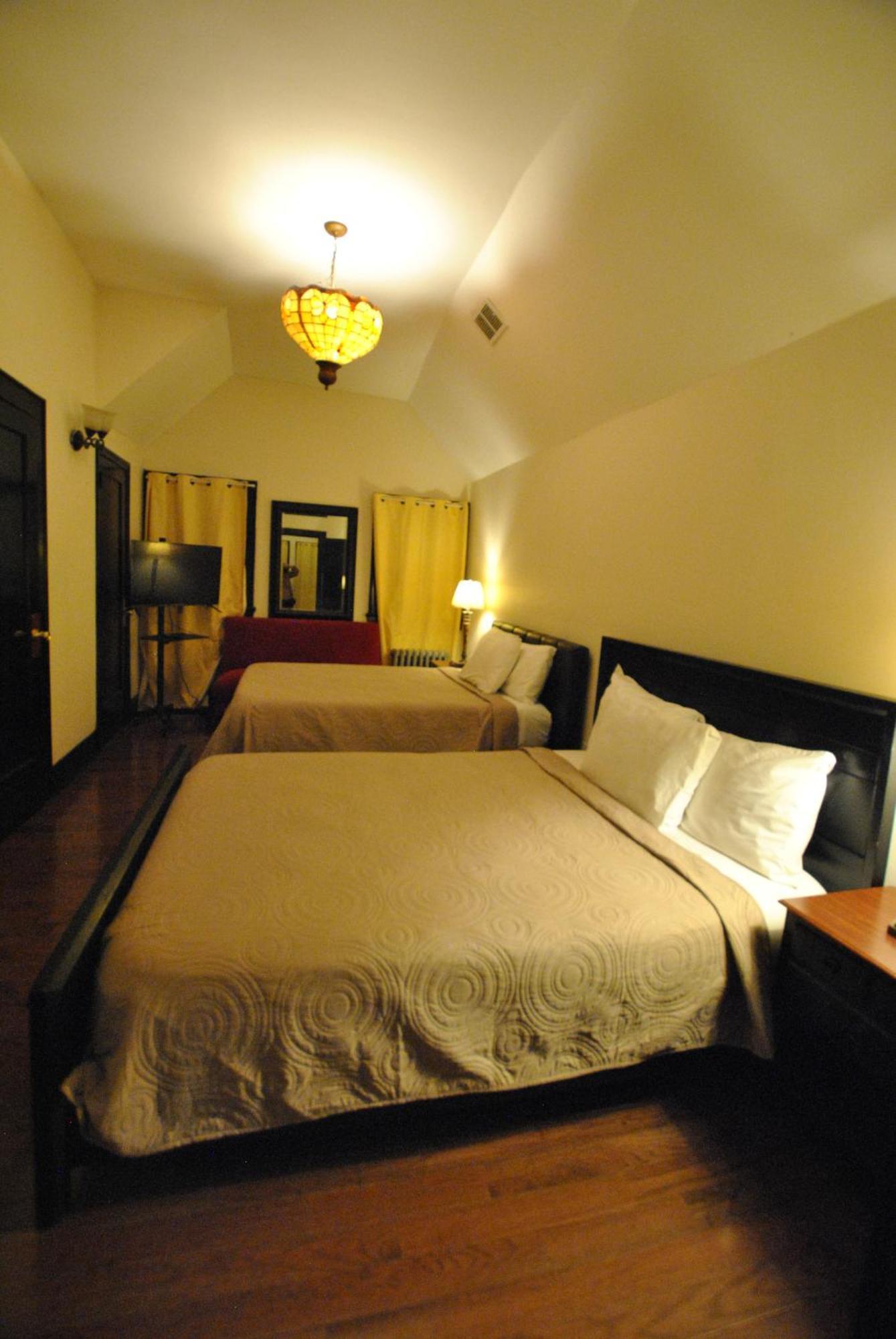 Ewr Airport Multilevel Guest House Room With 2-3 Beds Нюарк Екстериор снимка