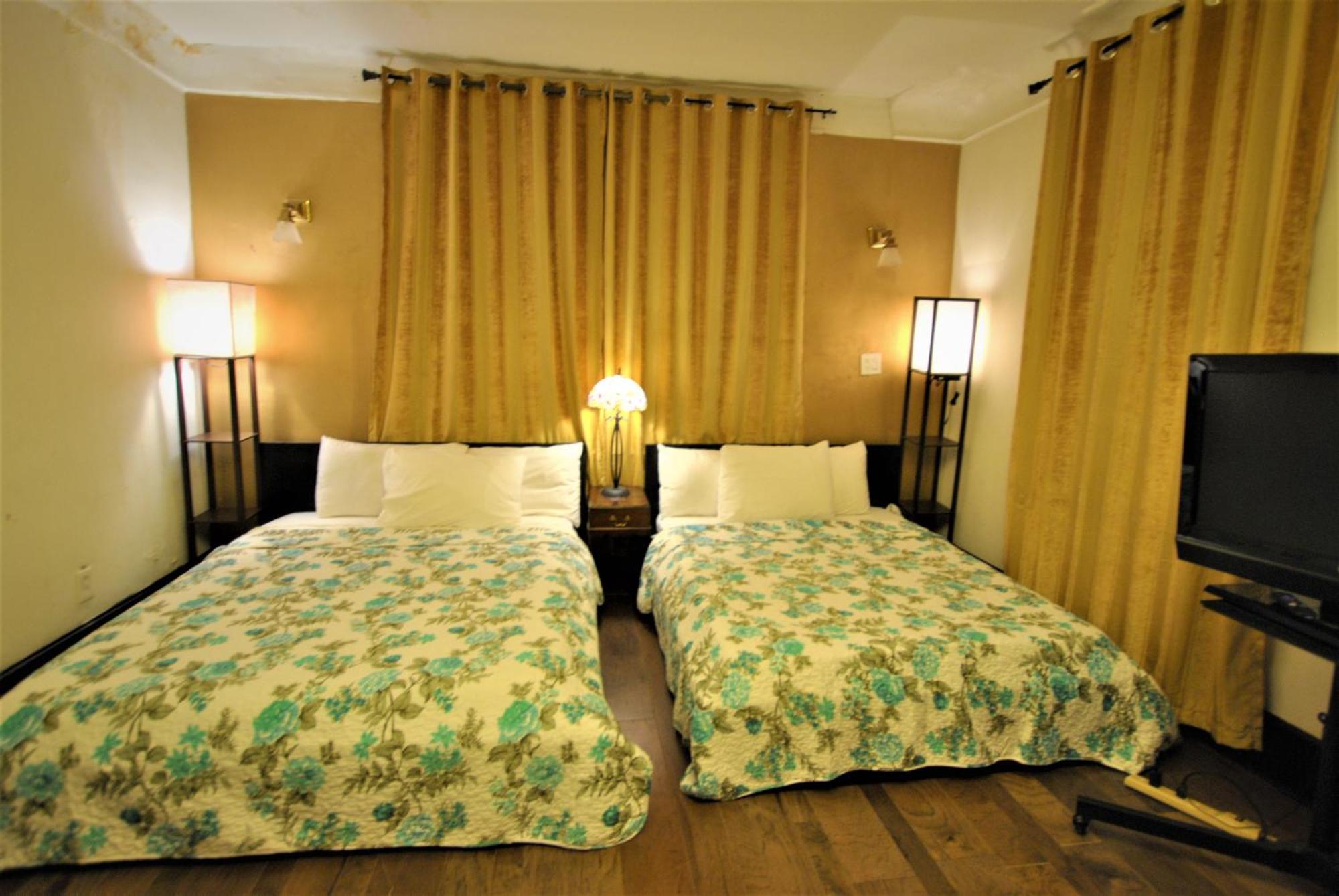 Ewr Airport Multilevel Guest House Room With 2-3 Beds Нюарк Екстериор снимка