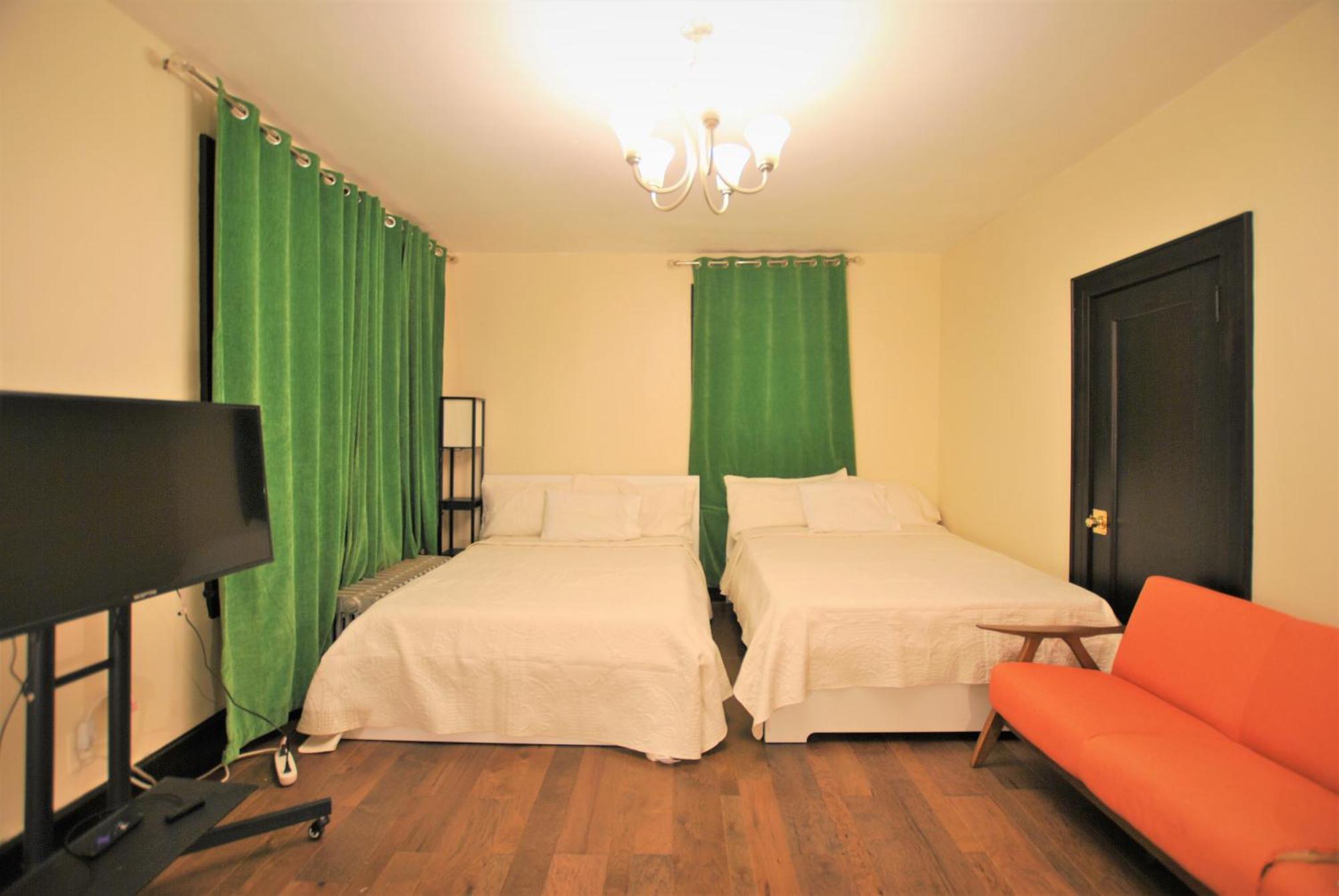Ewr Airport Multilevel Guest House Room With 2-3 Beds Нюарк Екстериор снимка
