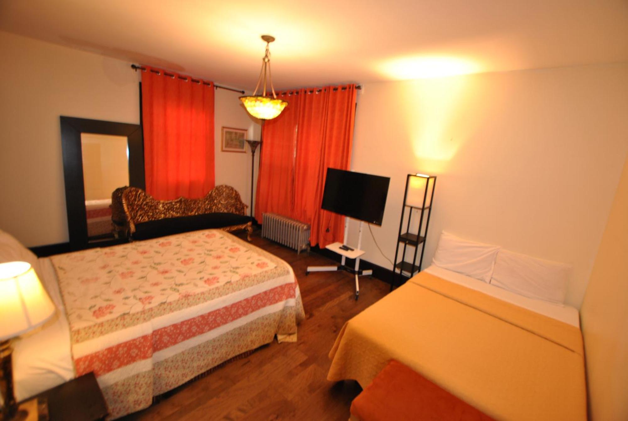 Ewr Airport Multilevel Guest House Room With 2-3 Beds Нюарк Екстериор снимка