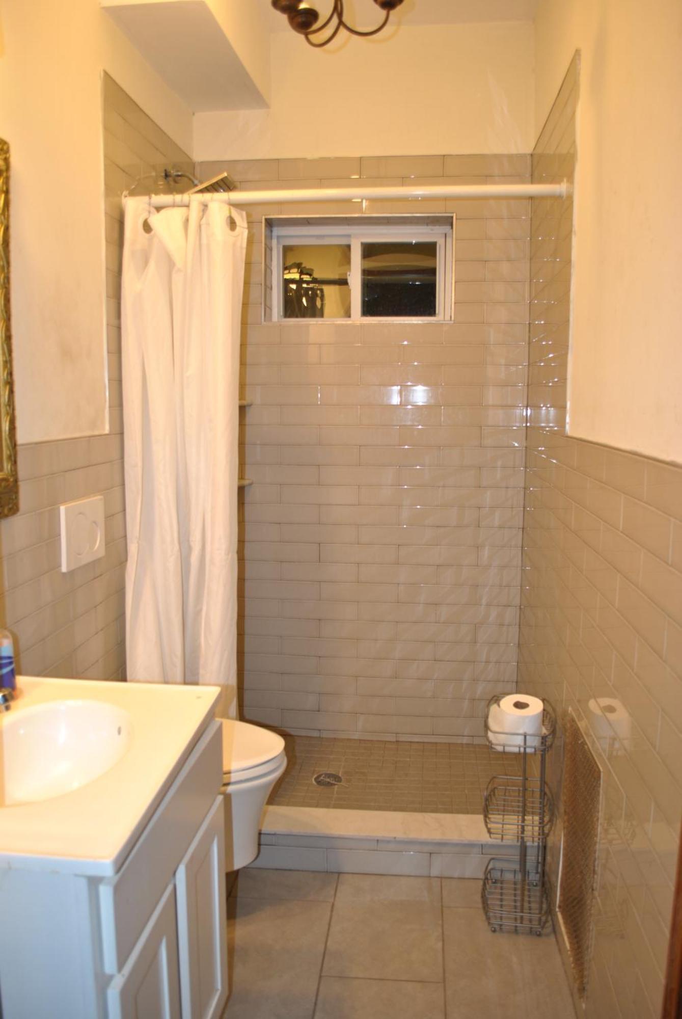 Ewr Airport Multilevel Guest House Room With 2-3 Beds Нюарк Екстериор снимка